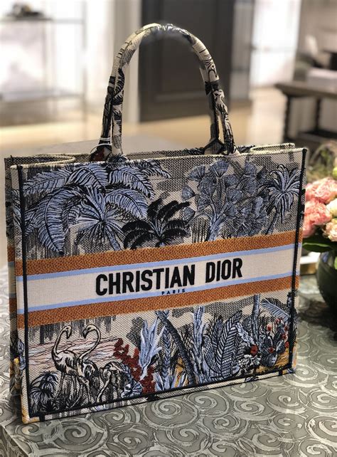 be dior bag|dior shopping tote.